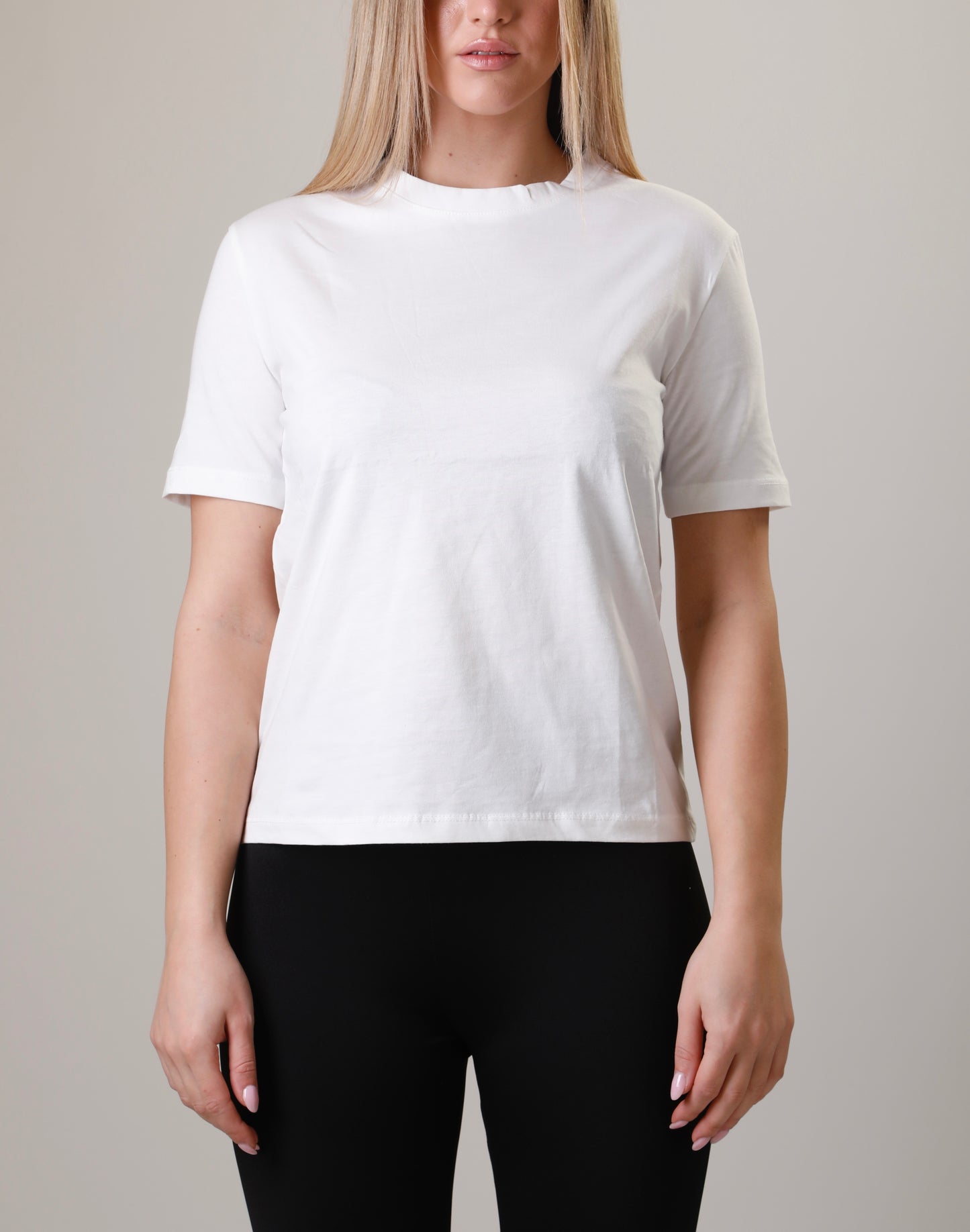 T-SHIRT with Back Seam