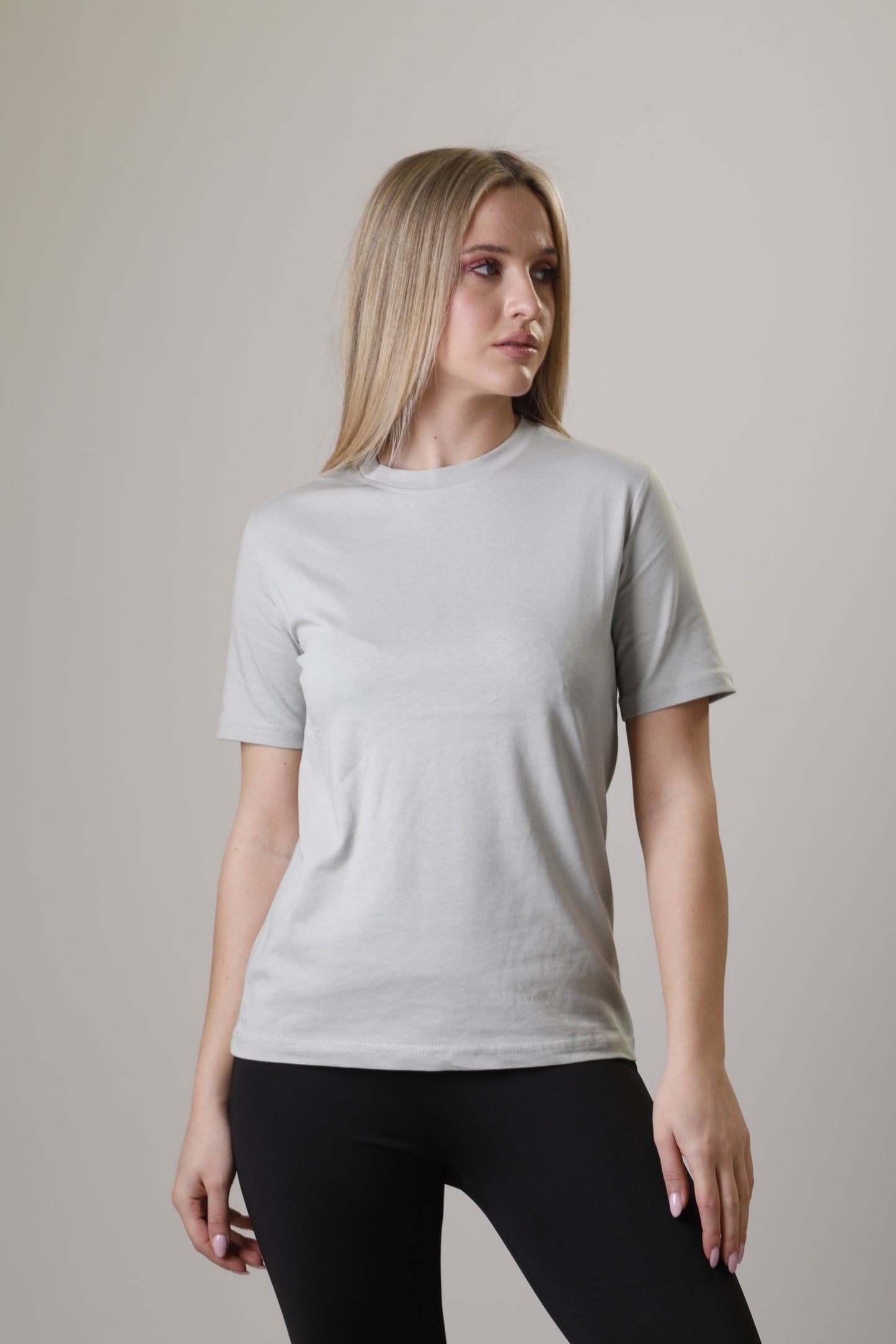 T-SHIRT with Back Seam