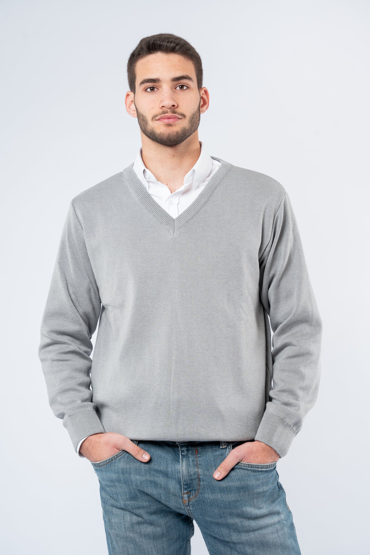 V neck wool sweater