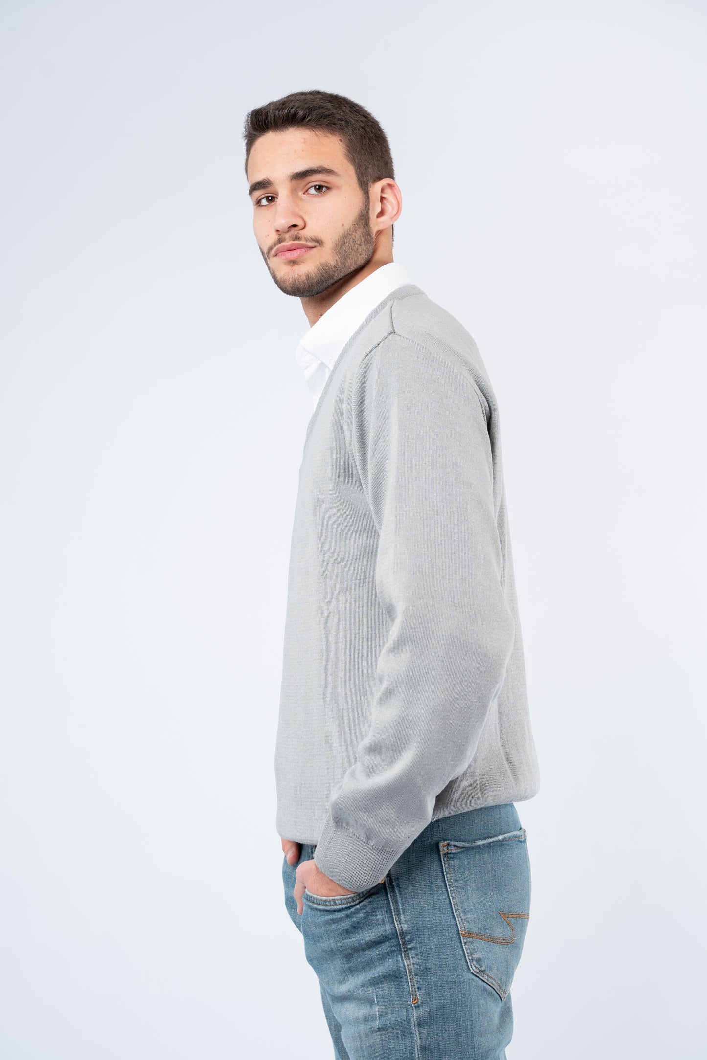 V neck wool sweater